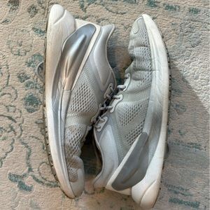 Lululemon Blissfeel Run